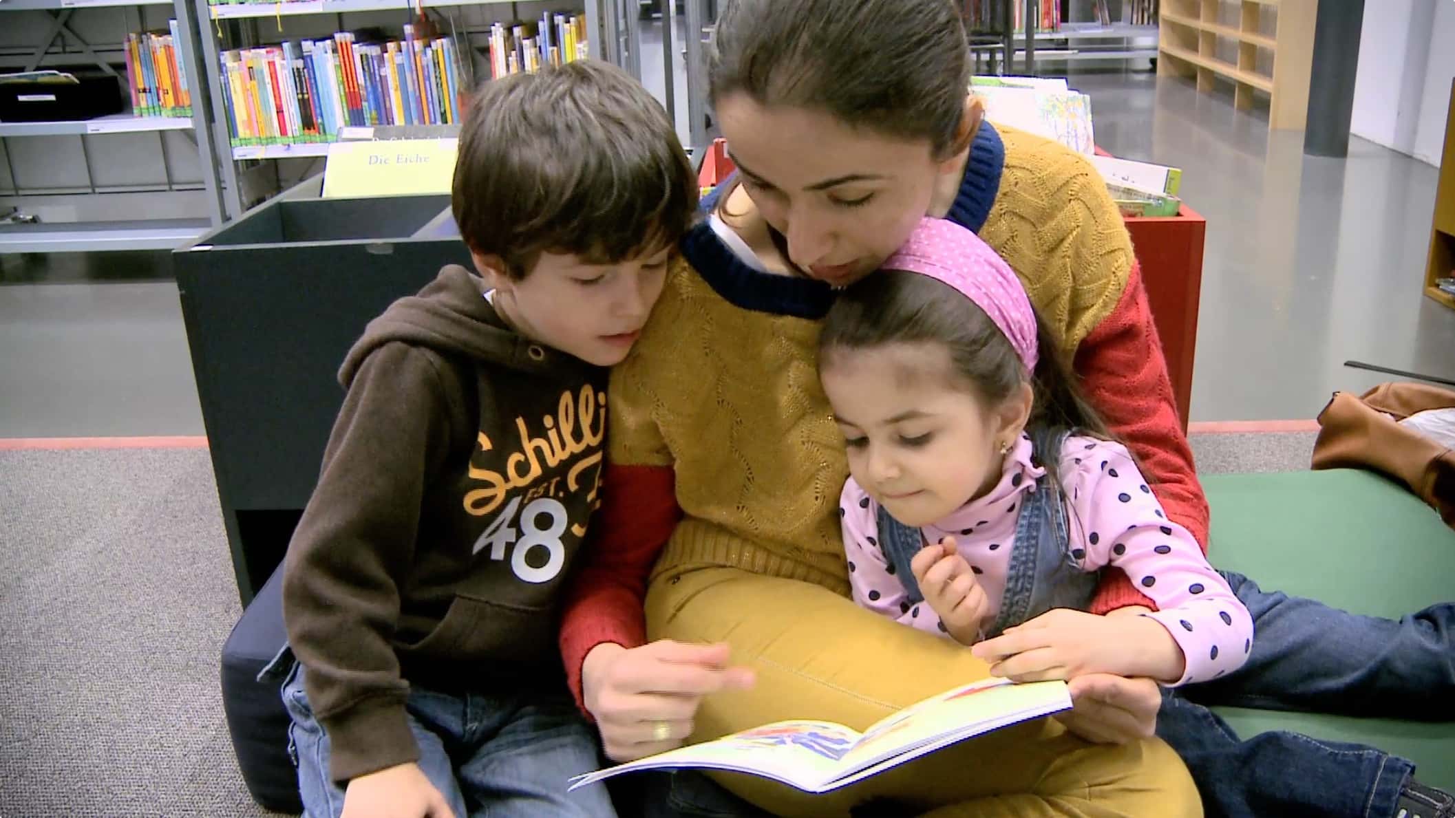 Vorschaubild für Film La bibliothèque